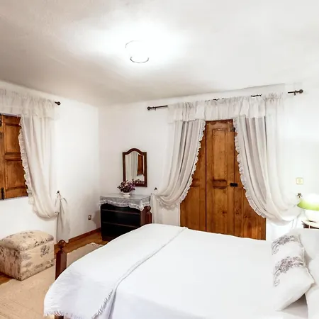 Charming With Private Pool In Villa *