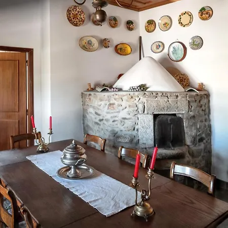 Vila Charming With Private Pool In *