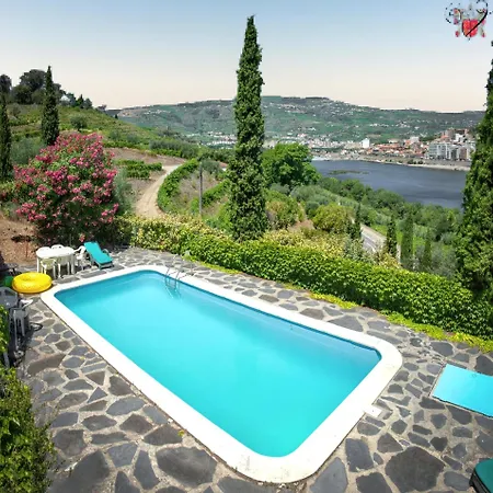 Charming With Private Pool In Villa Lamego
