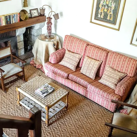 Villa Charming With Private Pool In