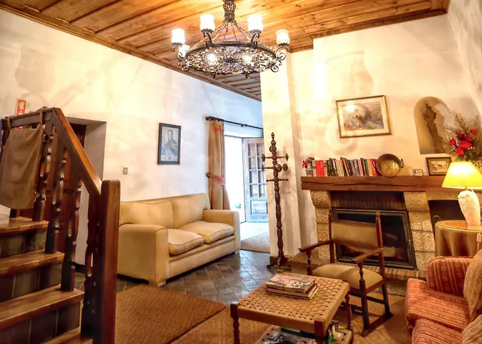 Villa Charming With Private Pool In