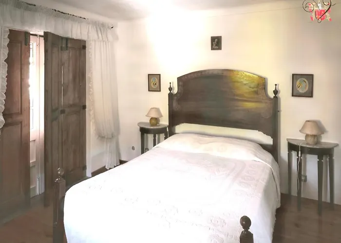 Charming With Private Pool In Villa Lamego