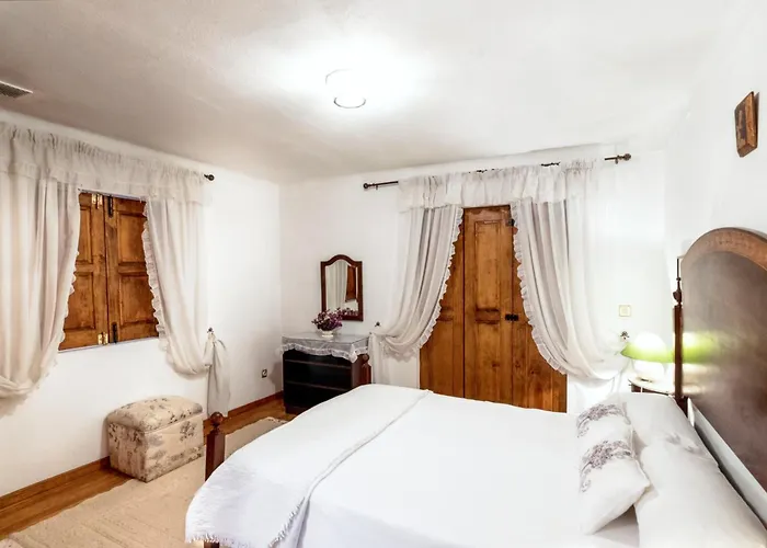 Charming With Private Pool In Villa *