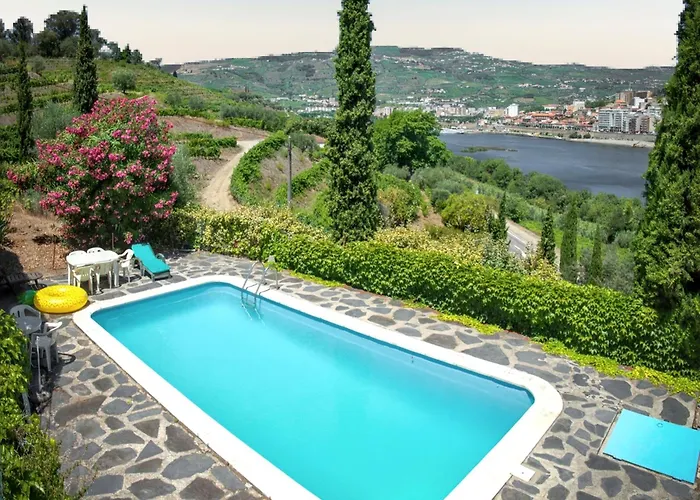 Charming With Private Pool In 빌라 라메구