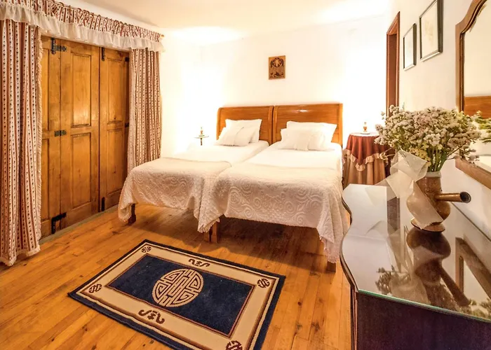 Charming With Private Pool In